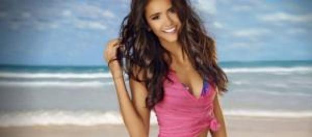 Nina Dobrev ¿cambia de rumbo? Nina Dobrev ¿cambia de rumbo?