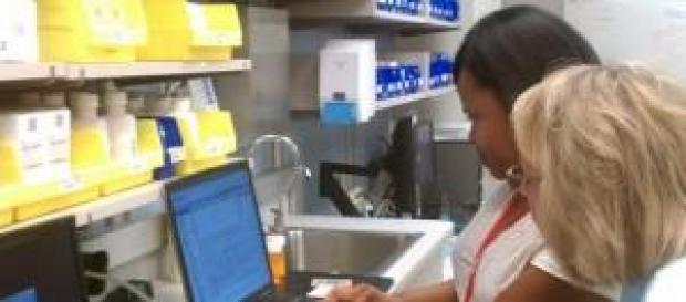 Community hospital checking record Community hospital checking record