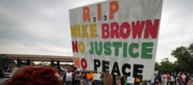 La colère gronde toujours à Ferguson. La colère gronde toujours à Ferguson.