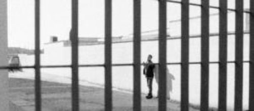 Guardie carcerarie incinte dello stesso detenuto