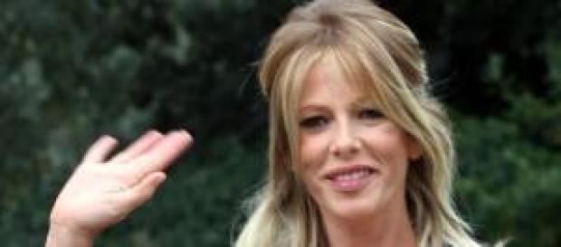 La Marcuzzi, condurrà l'Isola dei Famosi a gennaio La Marcuzzi, condurrà l'Isola dei Famosi a gennaio