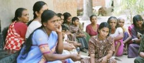 Donne del Kerala discutono dell'accaduto