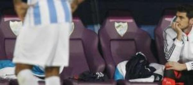 Casillas, en el banquillo en Málaga. Foto: Marca Casillas, en el banquillo en Málaga. Foto: Marca