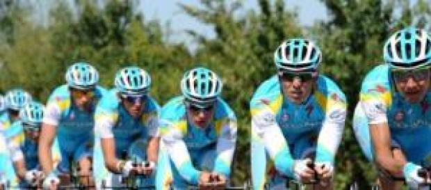 El equipo Astana en competición El equipo Astana en competición