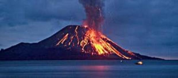 Erupção vulcânica assola a Ilha do Fogo Erupção vulcânica assola a Ilha do Fogo