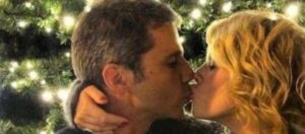 Isola dei famosi: Alessia Marcuzzi innamorata. Isola dei famosi: Alessia Marcuzzi innamorata.