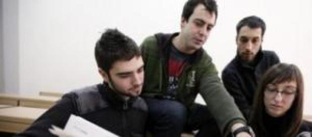 Seis de cada 10 jóvenes españoles emigrarán Seis de cada 10 jóvenes españoles emigrarán