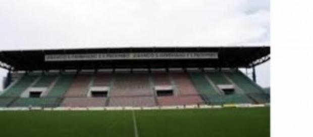 Lo stadio Giglio di Reggio Emilia Lo stadio Giglio di Reggio Emilia