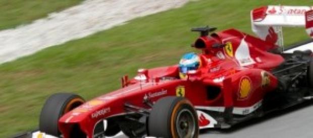 Fernando Alonso en su Ferrari. Fernando Alonso en su Ferrari.