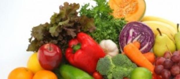 Tengamos hábitos saludables al comer Tengamos hábitos saludables al comer