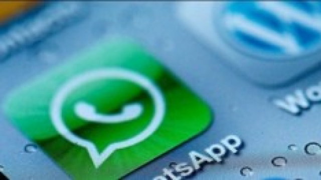 Whatsapp e la doppia spunta azzurra: come funziona