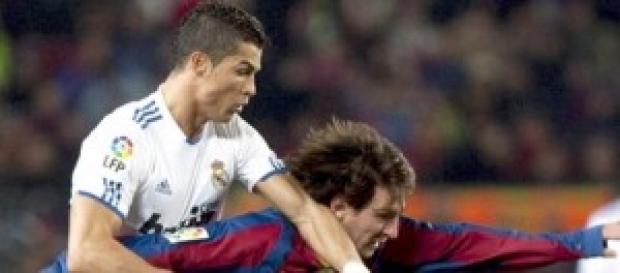 CR7 vs Messi por el título de mejor del mundo CR7 vs Messi por el título de mejor del mundo