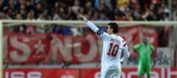 Reyes dedica su único tanto Reyes dedica su único tanto