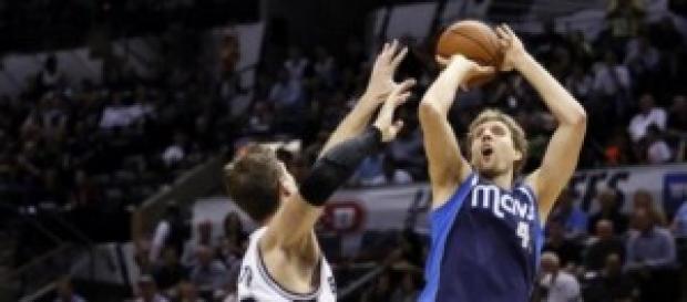 Dallas Mavericks se diluye en las segundas mitades Dallas Mavericks se diluye en las segundas mitades