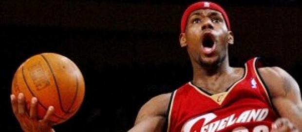 LeBron, el jugador con más asistencias LeBron, el jugador con más asistencias