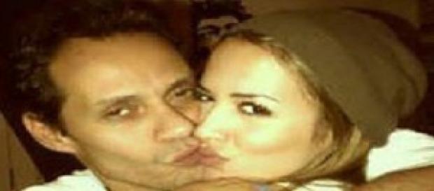 Marc Anthony con su futura esposa Marc Anthony con su futura esposa