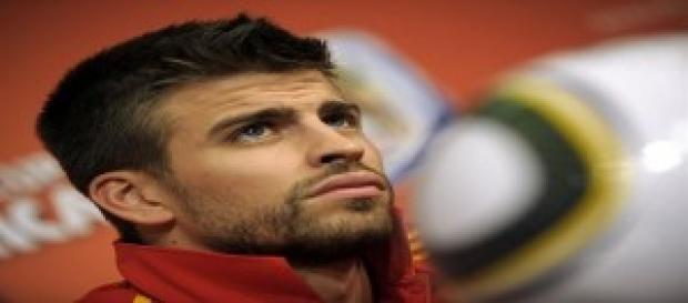 Piqué lleva muchos partidos en el Banquillo. Piqué lleva muchos partidos en el Banquillo.
