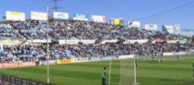 Luto en el fútbol por el aficionado asesinado. Luto en el fútbol por el aficionado asesinado.