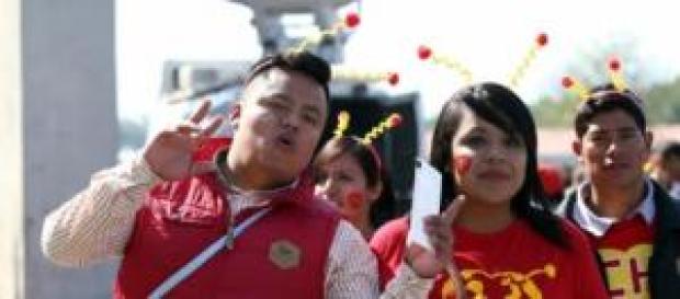 Miles de "chapulines" despiden a Chespirito Miles de "chapulines" despiden a Chespirito