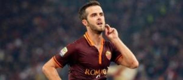 Pjanic, autore di una doppietta all'Inter Pjanic, autore di una doppietta all'Inter