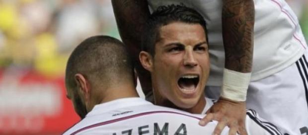 Cristiano Ronaldo abrió el marcador de penalti. Cristiano Ronaldo abrió el marcador de penalti.