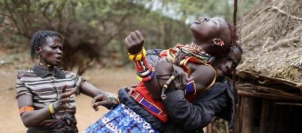 Le immagini del rituale Pokot Le immagini del rituale Pokot