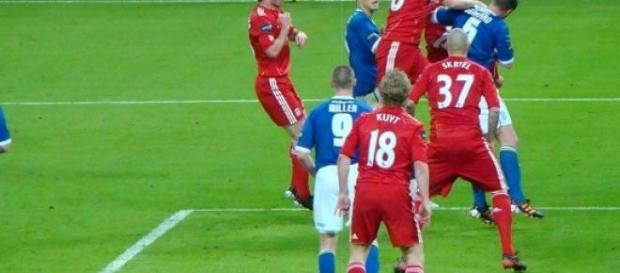Liverpool football club crash Liverpool football club crash