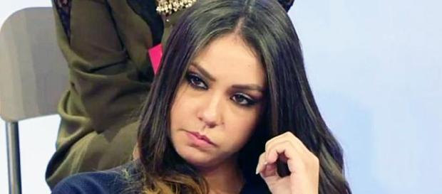Uomini e Donne news: Sharon criticata dalla Peluso Uomini e Donne news: Sharon criticata dalla Peluso