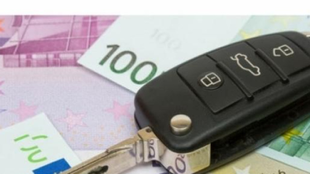 Abolizione bollo auto per auto nuove e storiche