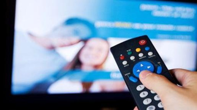 Guida Tv programmi Rai e Mediaset 13 dicembre 2014