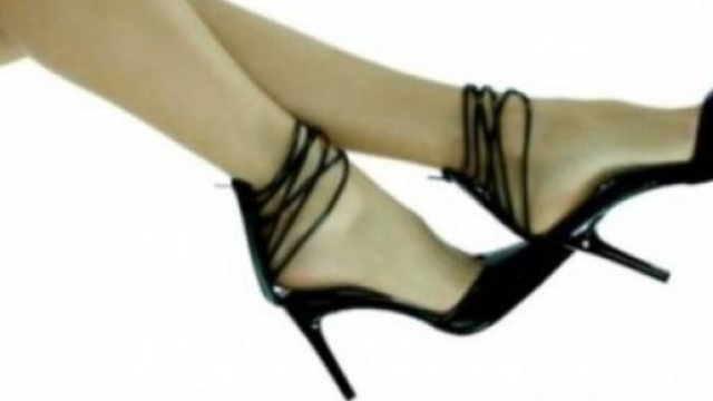I tacchi alti rendono le donne più sexy