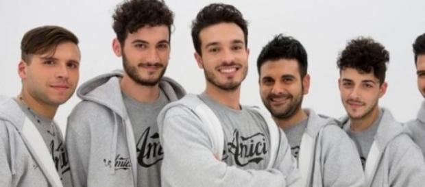 Anticipazioni Amici 14: eliminata la band La Gente Anticipazioni Amici 14: eliminata la band La Gente