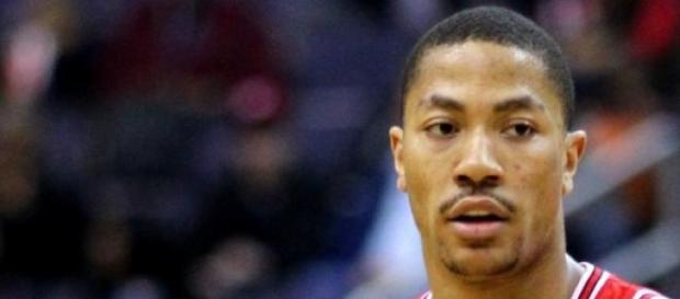 Derrick Rose fue la estrella del partido Derrick Rose fue la estrella del partido