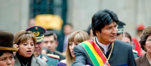 Evo Morales contra el sobrepeso. Evo Morales contra el sobrepeso.