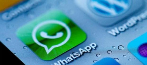 El whatsapp engancha a los jóvenes El whatsapp engancha a los jóvenes