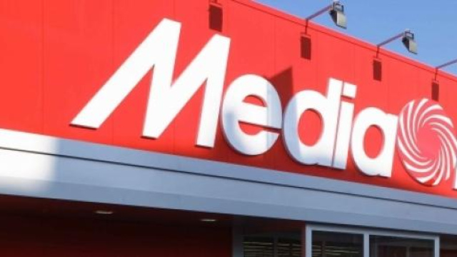 Volantino Mediaworld Natale