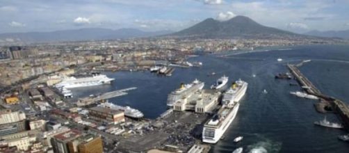 Il Golfo di Napoli visto dall'alto