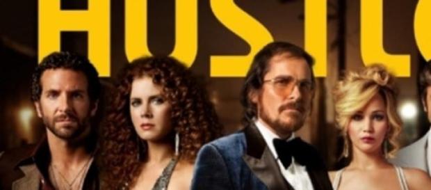 Jennifer Lawrence no filme A Trapaça Jennifer Lawrence no filme A Trapaça