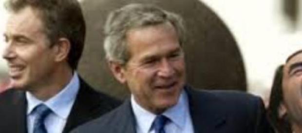 José María Aznar en las Azores junto a George Bush José María Aznar en las Azores junto a George Bush