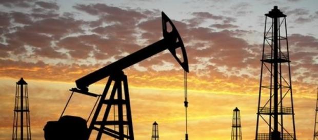 L'effondrement des prix par une offre surabondante L'effondrement des prix par une offre surabondante