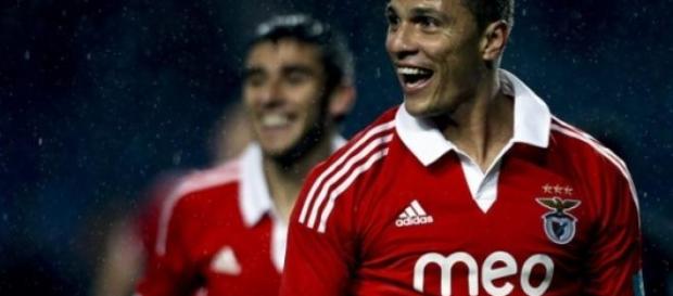 Lima apontou os dois golos no Dragão. Lima apontou os dois golos no Dragão.
