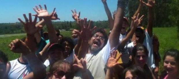 O poder não é querer: emana do povo O poder não é querer: emana do povo