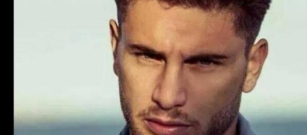Uomini e donne in pausa natalizia, torna a gennaio Uomini e donne in pausa natalizia, torna a gennaio