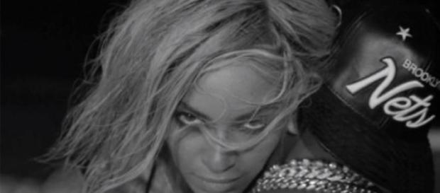 Beyoncé, rubacuori e non solo… Beyoncé, rubacuori e non solo…