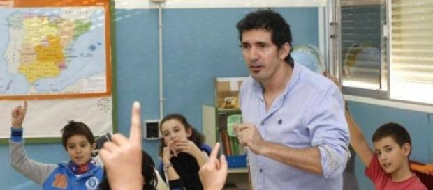César Bona, entre los mejores profesores del mundo César Bona, entre los mejores profesores del mundo