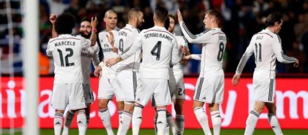 Los blancos celebran el segundo gol. Foto: RM Los blancos celebran el segundo gol. Foto: RM