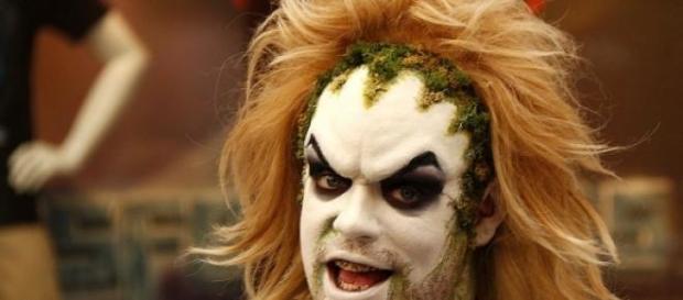 Michael Keaton, en el papel de Beetlejuice Michael Keaton, en el papel de Beetlejuice
