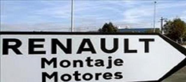 Cartel indicador de una fábrica de automóviles. Cartel indicador de una fábrica de automóviles.