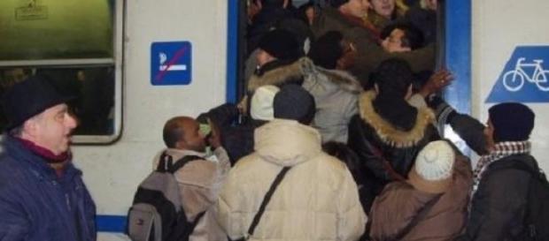 Le 10 peggiori linee ferroviarie per i pendolari Le 10 peggiori linee ferroviarie per i pendolari