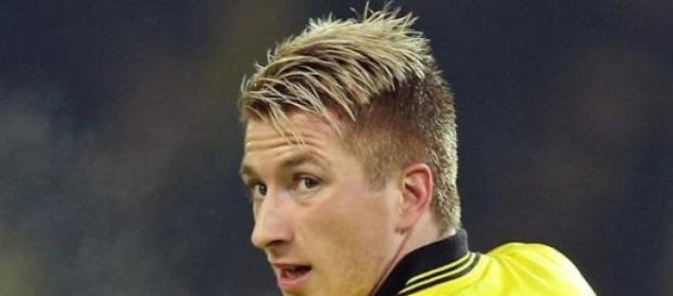 Marco Reus pagará caro no tener el carnet. Marco Reus pagará caro no tener el carnet.